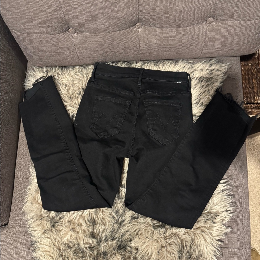 MOTHER insider crop step fray black jeans womens 25 not guilty excellent